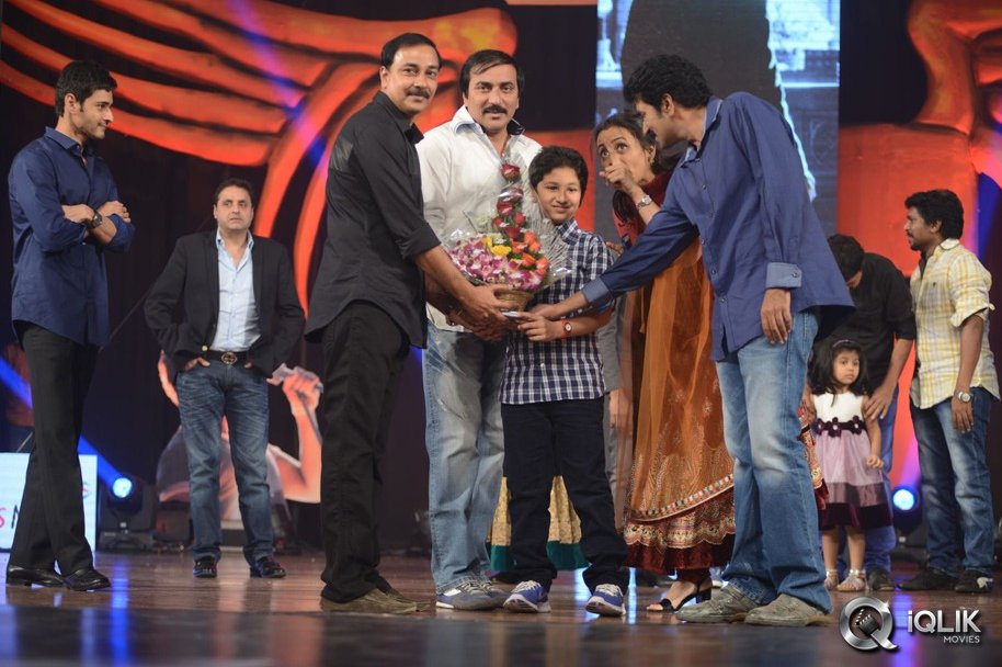 1-Nenokkadine-Movie-Audio-Release